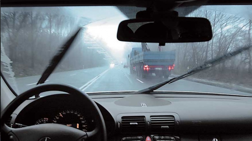 Windshield leaks_water_into_the_cabin
